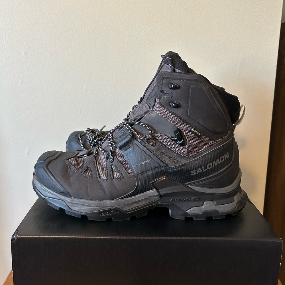Salomon Men’s Quest 4D Hiking Boots - Size 11